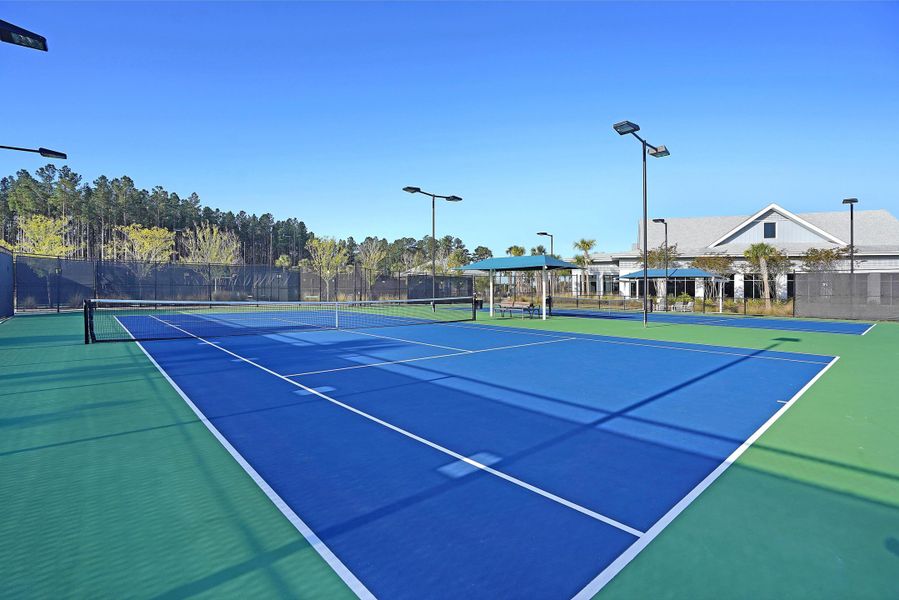 Community amenities in , Summerville (Image 35).