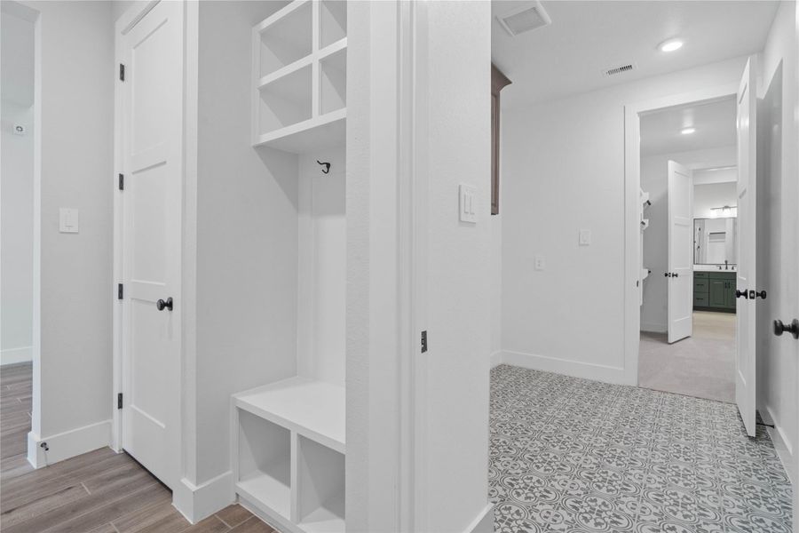 Spacious, unfurnished interior of a new home in ARTAVIA, Conroe (Image 24).