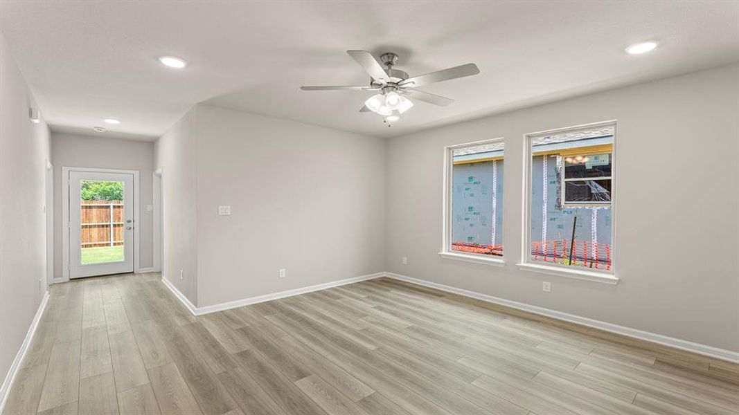 Spacious, unfurnished interior of a new home in Churchill 40s, Anna (Image 12).