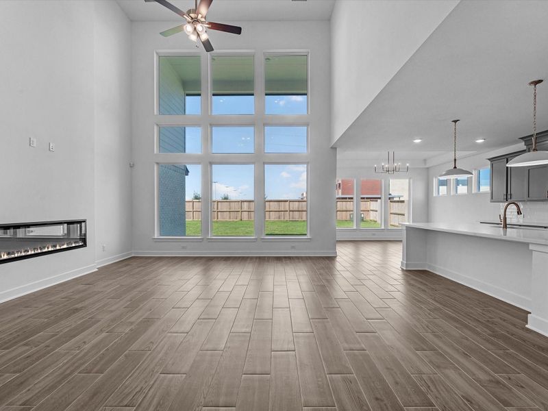 Spacious, unfurnished interior of a new home in Meridiana, Manvel (Image 23).