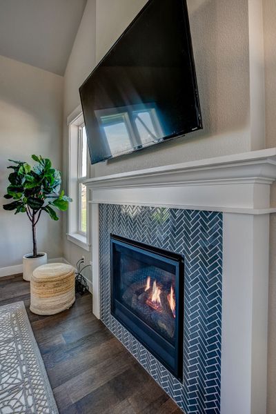 Representative interior finishes for a home built from the The Avalon by Landmark Homes in Vernazza, Windsor (Image 19).
