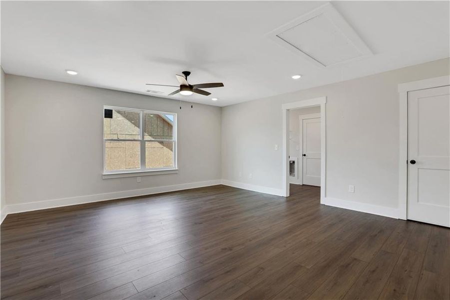 Spacious, unfurnished interior of a new home in Twin Lakes, Hoschton (Image 39). Spacious, unfurnished interior of a new home in Twin Lakes, Hoschton (Image 39).