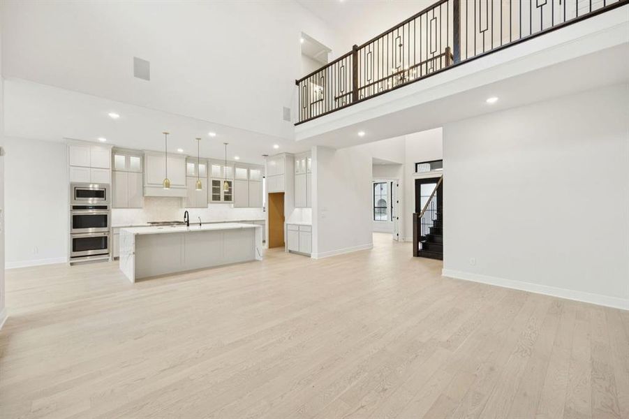 7-9343Spindletree_007 7-9343Spindletree_007