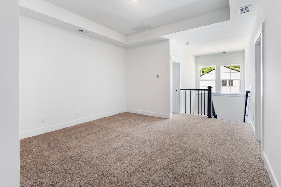 Representative unfurnished interior of a home built from the St. Ledger by Hunter Quinn Homes in Horry County Homes, Myrtle Beach (Image 25). Representative unfurnished interior of a home built from the St. Ledger by Hunter Quinn Homes in Horry County Homes, Myrtle Beach (Image 25).
