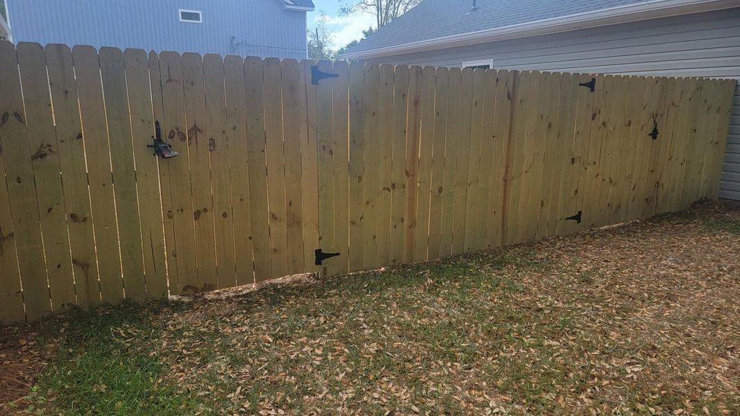 Exterior details and patio area of a home in , North Charleston (Image 4).