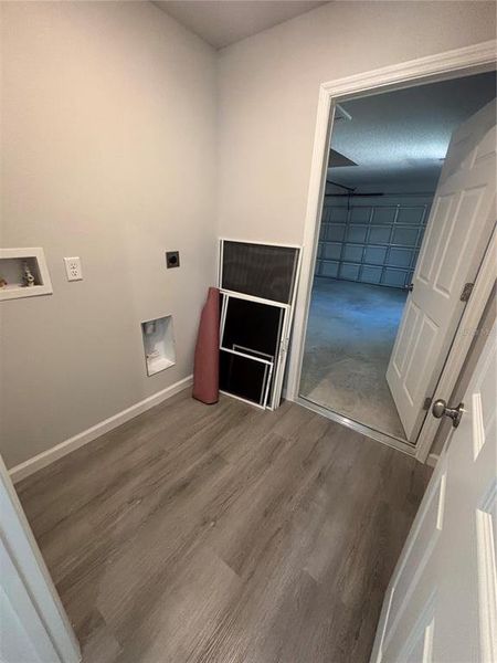 Spacious, unfurnished interior of a new home in , Citrus Springs (Image 42).