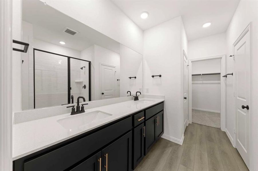 Furnished interior view inside a new home in Creekview Fossil Ridge, Pilot Point (Image 9).