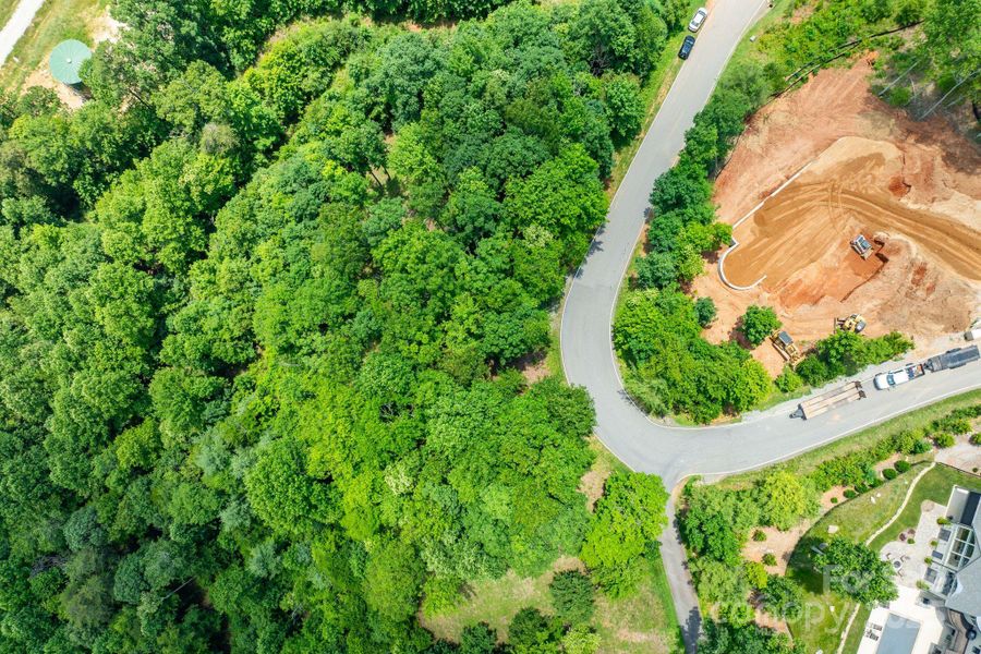 Image 7 of a home in .