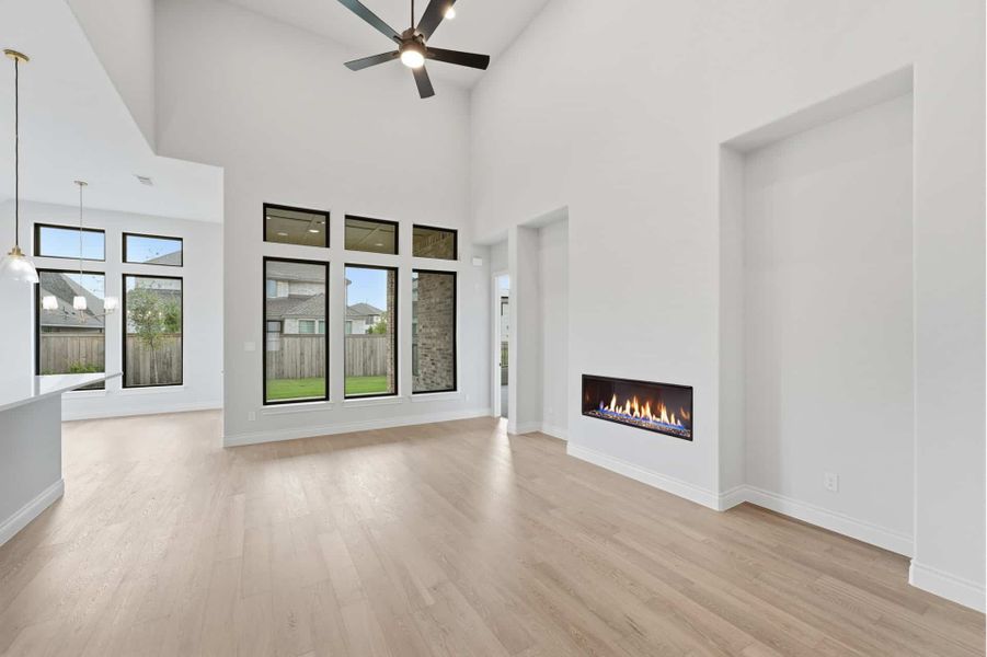 Spacious, unfurnished interior of a new home in Bridgeland 50′, Cypress (Image 25).