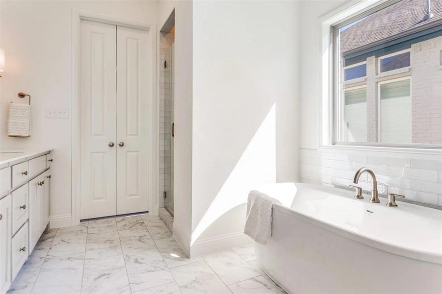 Furnished interior view inside a new home in , Aledo (Image 9).