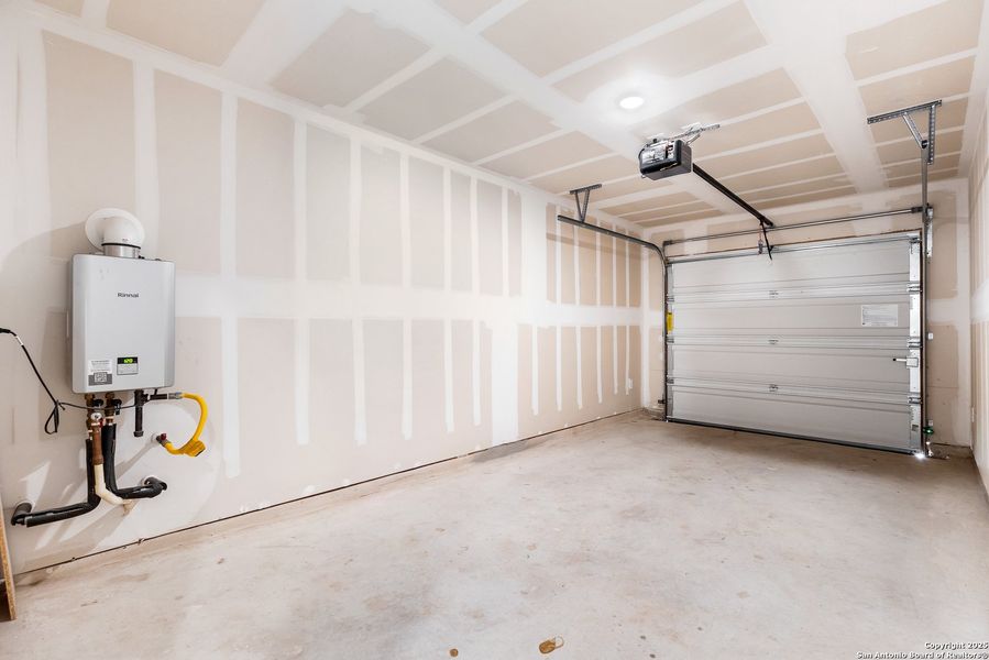 Image 24 of a home in Presa Point. Image 24 of a home in Presa Point.