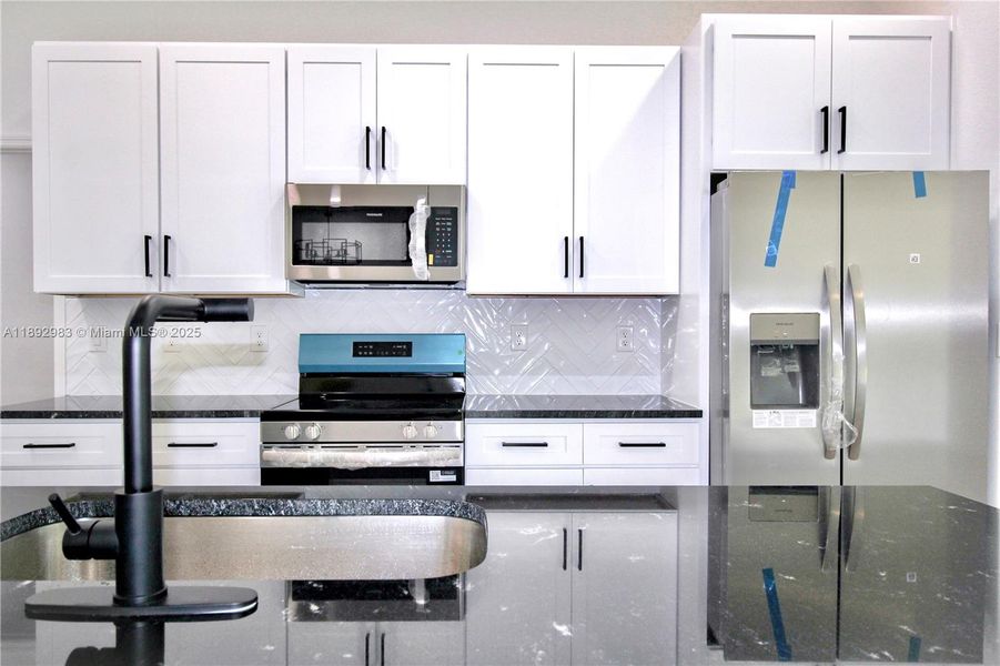 Image 26 of a home in .