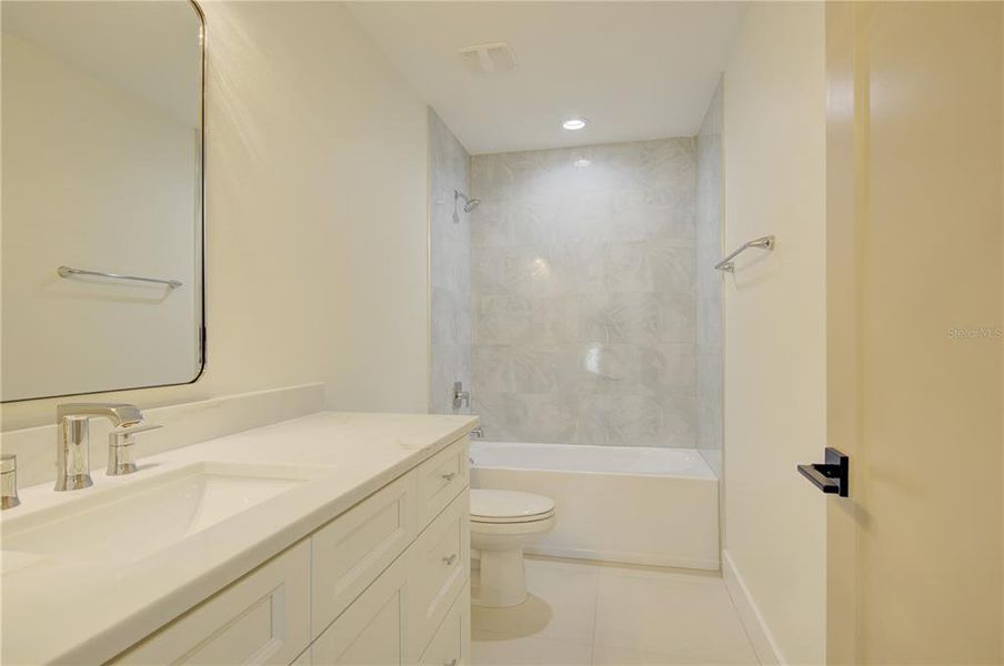 Furnished interior view inside a new home in , Mount Dora (Image 34). Furnished interior view inside a new home in , Mount Dora (Image 34).