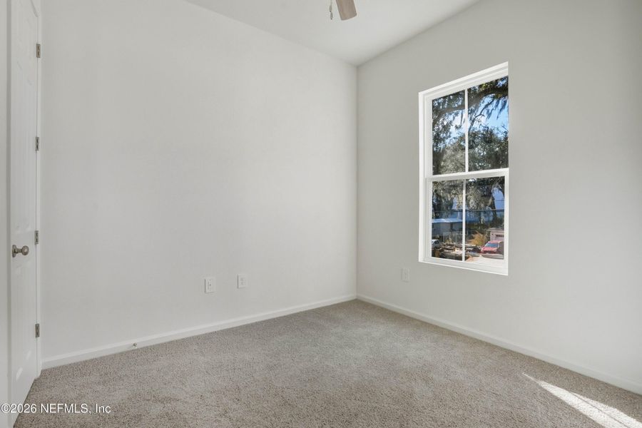 Spacious, unfurnished interior of a new home in , Jacksonville (Image 12).