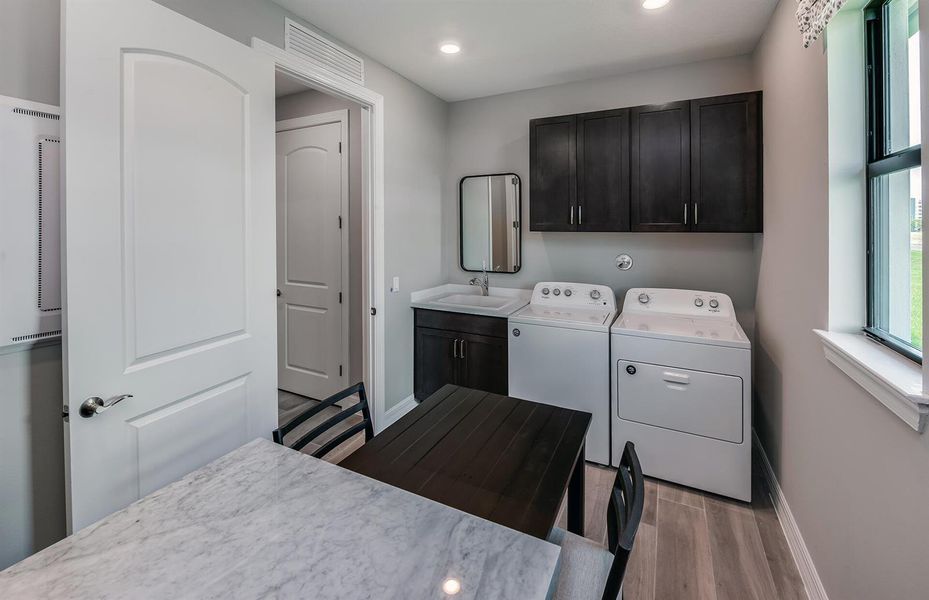 Huge Laundry Room Huge Laundry Room