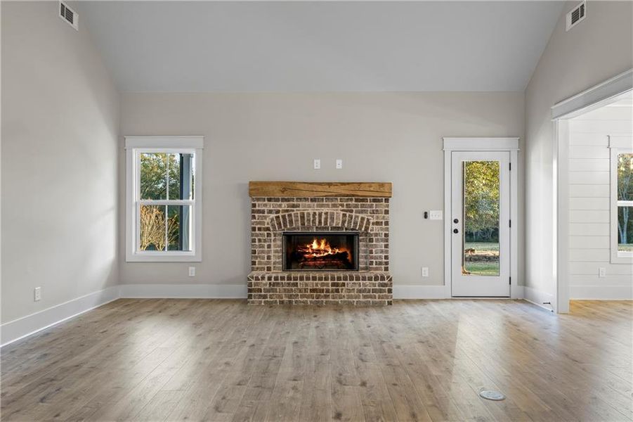 Spacious, unfurnished interior of a new home in , Monroe (Image 42).