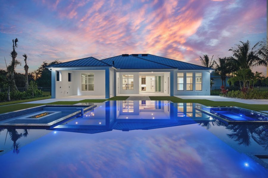 Exterior details and patio area of a home in Bridgewater, Jupiter (Image 21).