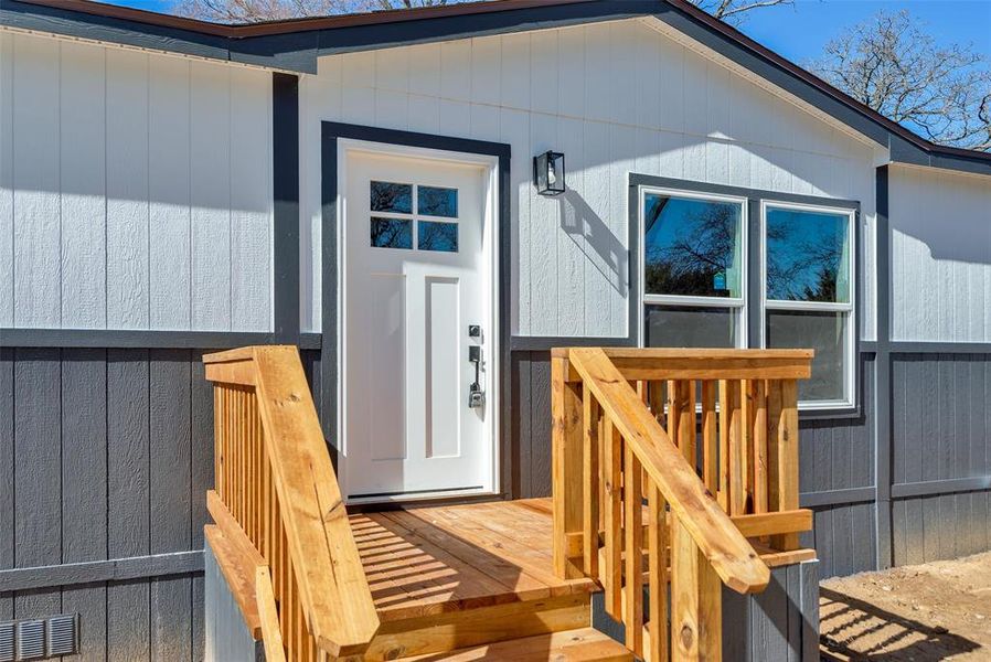 Exterior details and patio area of a home in , Whitesboro (Image 17).