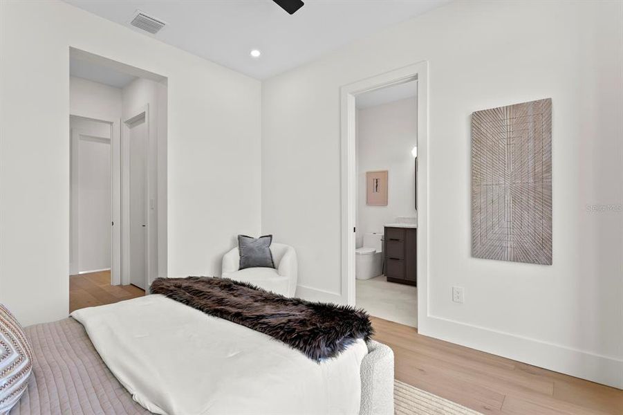 Furnished interior view inside a new home in , Tampa (Image 52). Furnished interior view inside a new home in , Tampa (Image 52).