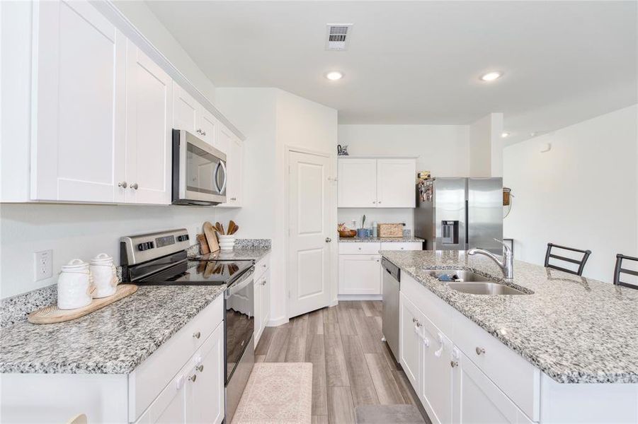 Furnished interior view inside a new home in Willow Springs, Fort Worth (Image 11). Furnished interior view inside a new home in Willow Springs, Fort Worth (Image 11).