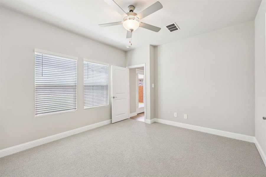 Photo is not of the actual home, but is an inspirational photo of builder’s model home and may depict options, furnishings, and/or decorator features that are not included. Photo is not of the actual home, but is an inspirational photo of builder’s model home and may depict options, furnishings, and/or decorator features that are not included.