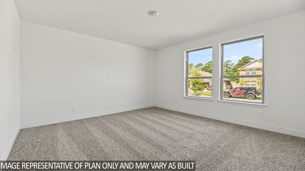 Representative unfurnished interior of a home built from the 2803 by D.R. Horton in River Ranch Estates, Dayton (Image 13).