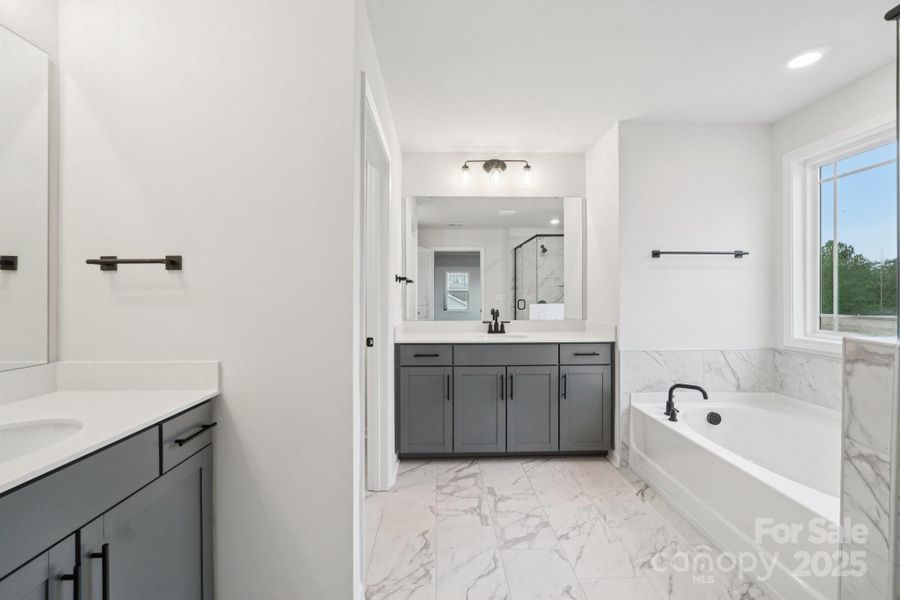 Furnished interior view inside a new home in Sylvan Creek, Denver (Image 9).