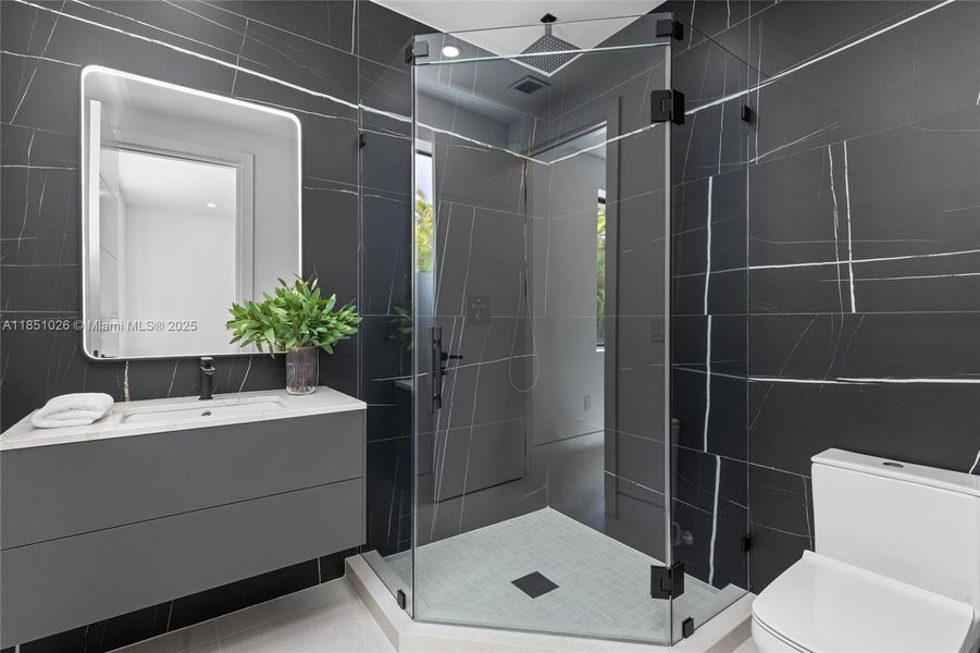 Furnished interior view inside a new home in , Pinecrest (Image 4).