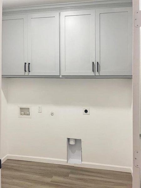 Spacious, unfurnished interior of a new home in , Whitney (Image 23).