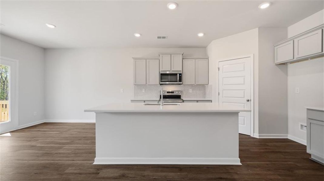 Furnished interior view inside a new home in Twin Lakes, Hoschton (Image 6). Furnished interior view inside a new home in Twin Lakes, Hoschton (Image 6).