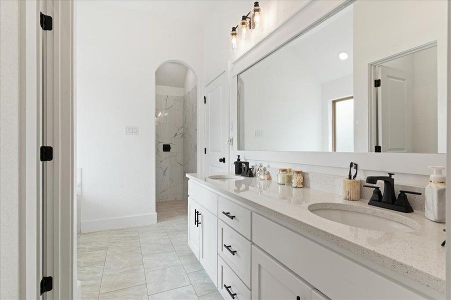 Furnished interior view inside a new home in , Springtown (Image 19).