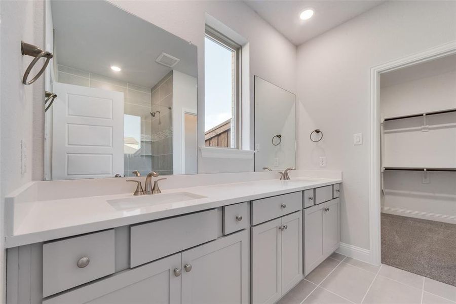 Furnished interior view inside a new home in Villages of Hurricane Creek, Anna (Image 9). Furnished interior view inside a new home in Villages of Hurricane Creek, Anna (Image 9).