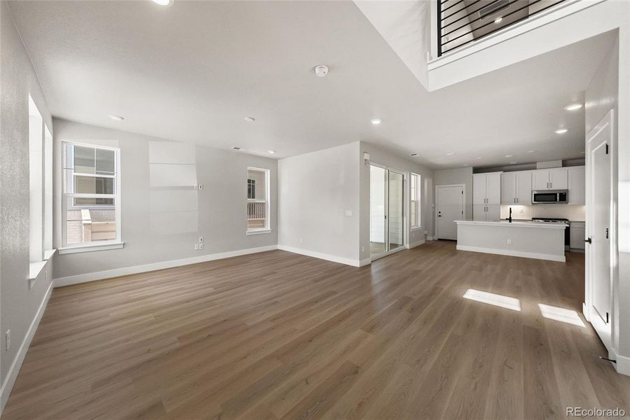 Spacious, unfurnished interior of a new home in , Littleton (Image 19).