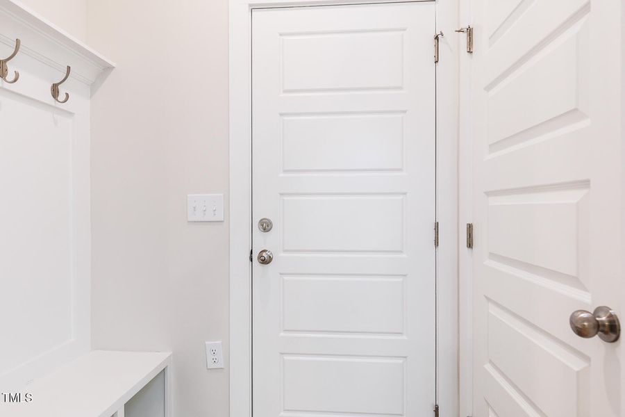 RDU_Hampton Ridge_Lot 26_Redwood_QMI (19 RDU_Hampton Ridge_Lot 26_Redwood_QMI (19