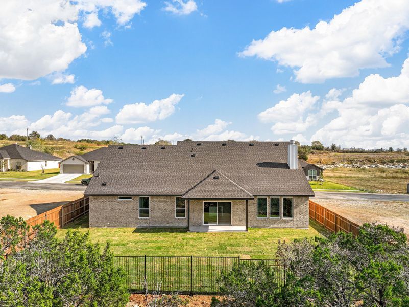 Representative exterior details of a home built from the Garrison II by Cheldan Homes in Arbor Oaks, Boyd (Image 7).
