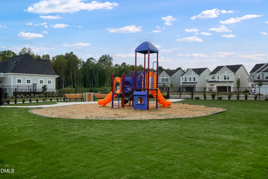 SUN_CaydenCove_Pic_Playground_04