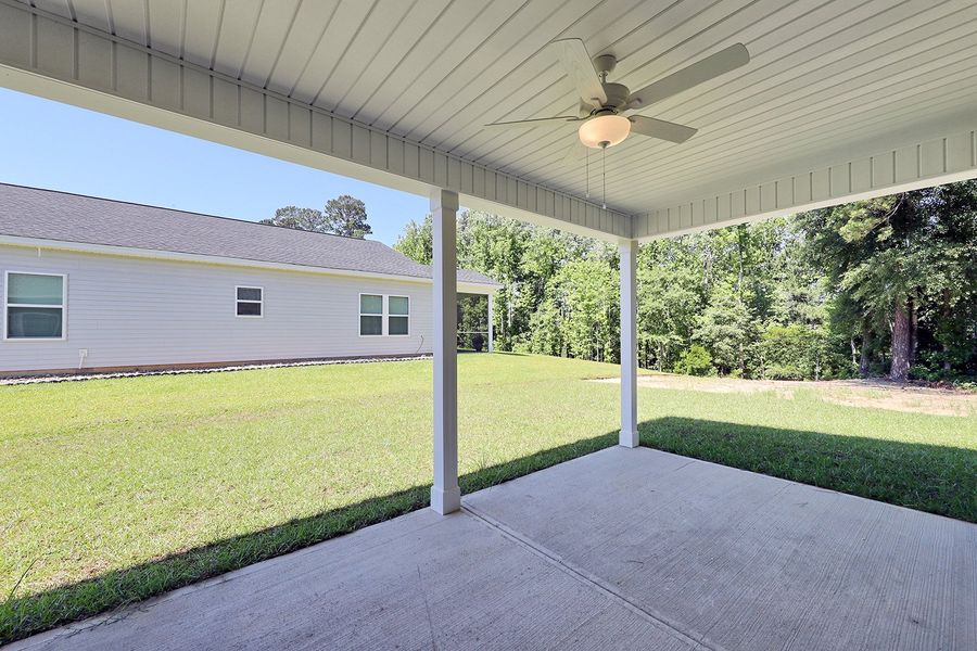 Exterior details and patio area of a home in Jordan Grove, Conway (Image 4).