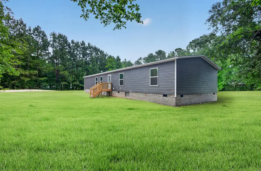 Exterior details and patio area of a home in , Moncks Corner (Image 23).