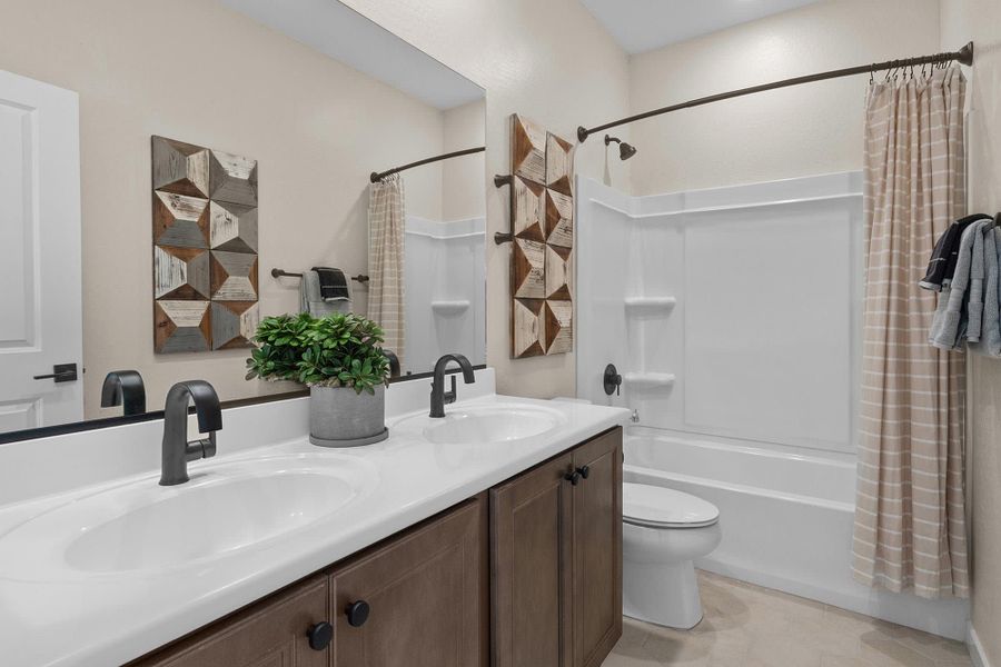 Primary Bath | Davidson | Rev at Eastmark | Mesa, AZ | Landsea Homes