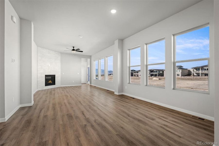 Spacious, unfurnished interior of a new home in Revel Crossing at Wolf Ranch – The Outlook Collection, Colorado Springs (Image 34).