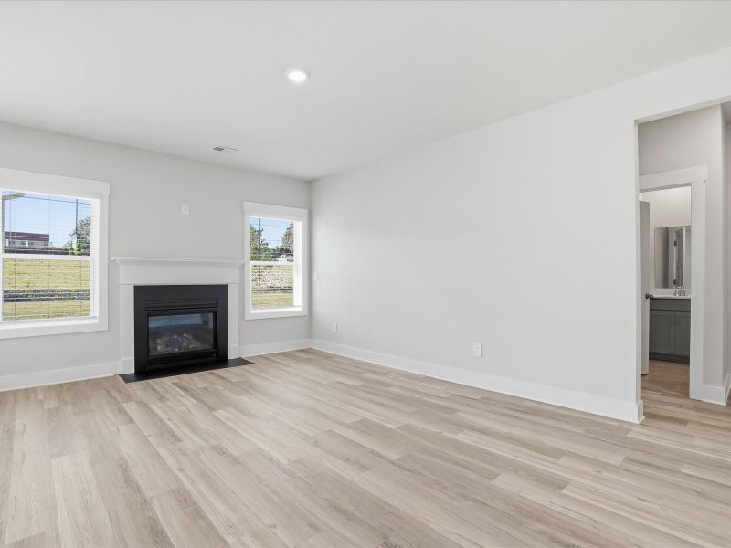 Spacious, unfurnished interior of a new home in Ashby Woods, Boiling Springs (Image 10). Spacious, unfurnished interior of a new home in Ashby Woods, Boiling Springs (Image 10).