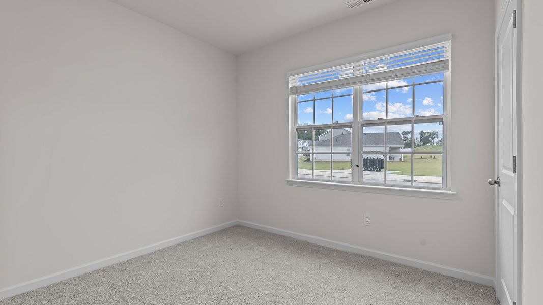 Spacious, unfurnished interior of a new home in West New Bern, New Bern (Image 16).