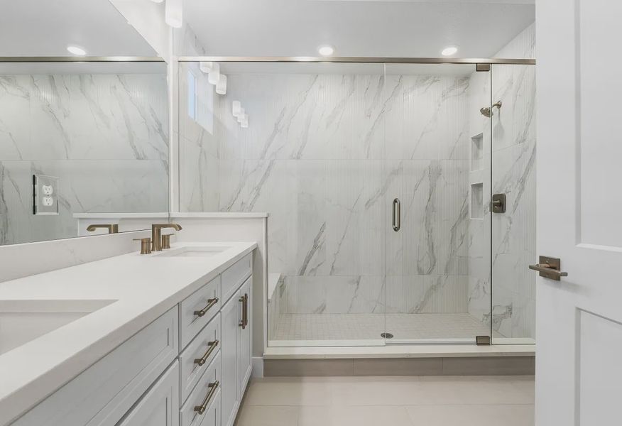 Homesite 3703 Multi-Gen Main Bath - 26 of 28