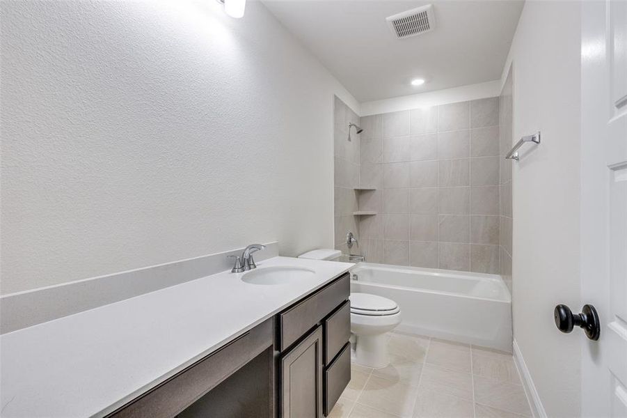 Furnished interior view inside a new home in Sierra Vista at Kelly Ranch, Aledo (Image 6).