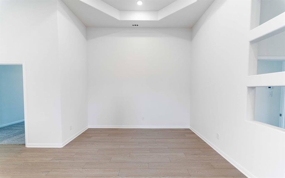 Spacious, unfurnished interior of a new home in La Terra, Celina (Image 15). Spacious, unfurnished interior of a new home in La Terra, Celina (Image 15).