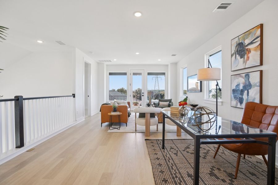 Furnished interior view inside a new home in Foxfield, Austin (Image 18).