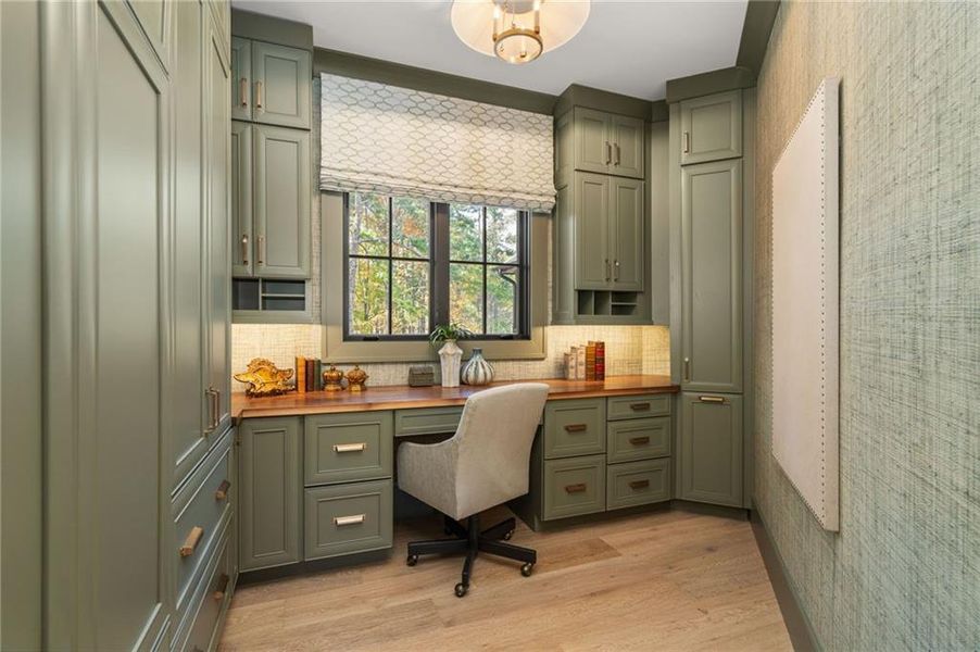 Furnished interior view inside a new home in , Flowery Branch (Image 50).