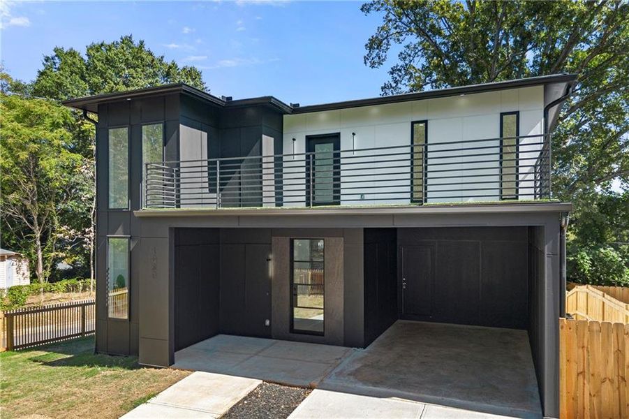 Image 33 of a home in .