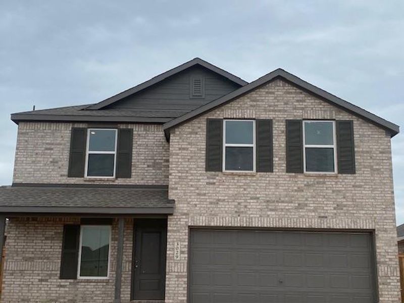 Pictures are representative of floor plan - not actual home for sale Pictures are representative of floor plan - not actual home for sale