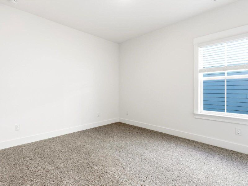 Spacious, unfurnished interior of a new home in The Coves at Lakes of Cane Bay, Summerville (Image 47). Spacious, unfurnished interior of a new home in The Coves at Lakes of Cane Bay, Summerville (Image 47).
